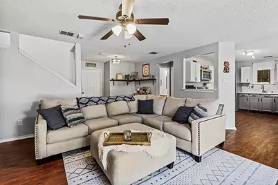 2202 Barton Springs Drive, Corinth, TX 76210 - Photo 7