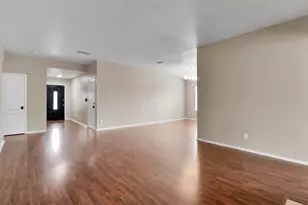 732 Bluebonnet Dr, Cedar Hill, TX 75104 - Photo 5