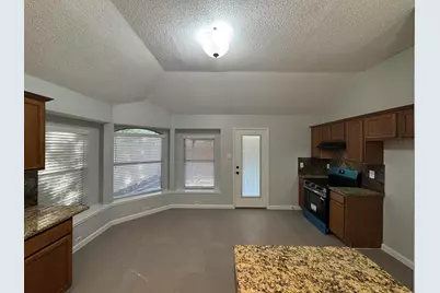 5616 Indian Hill Drive, Arlington, TX 76018 - Photo 31