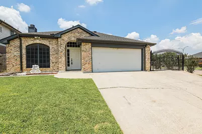 5616 Indian Hill Drive, Arlington, TX 76018 - Photo 5