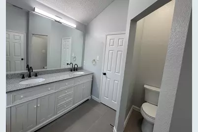 5616 Indian Hill Drive, Arlington, TX 76018 - Photo 5