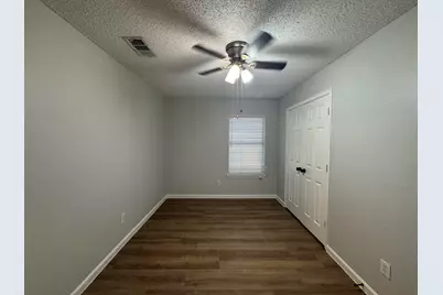 5616 Indian Hill Drive, Arlington, TX 76018 - Photo 19