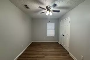 5616 Indian Hill Dr, Arlington, TX 76018 - Photo 19