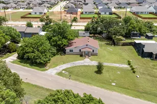 2673 S Bonnie Brae St, Denton, TX 76207 - Photo 5