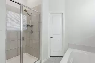 10605 Breezeway Dr, Aubrey, TX 76227 - Photo 11
