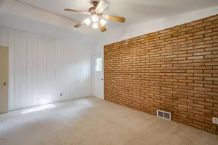 1100 Mockingbird Ln, Arlington, TX 76013 - Photo 27