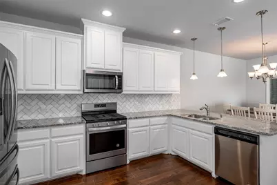 329 Carnaby Court, McKinney, TX 75072 - Photo 9