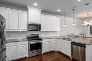 329 Carnaby Ct, McKinney, TX 75072 - Photo 9