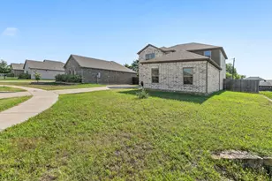 1516 Kinglet St, DeSoto, TX 75115 - Photo 33