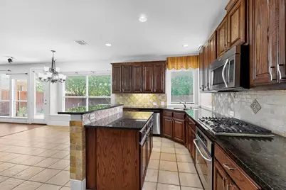 1343 Valley Vista Drive, Irving, TX 75063 - Photo 15