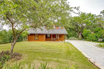228 Rock Harbor Drive, Granbury, TX 76048 - Photo 5