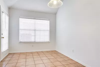 8611 Ironwood Drive, Irving, TX 75063 - Photo 13
