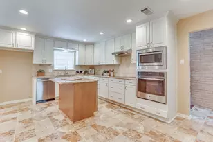109 Timber Ridge Cir, Burleson, TX 76028 - Photo 19