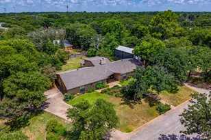 109 Timber Ridge Cir, Burleson, TX 76028 - Photo 39