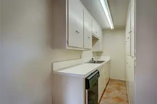 7 Oak Village Dr, Greenville, TX 75402 - Photo 19