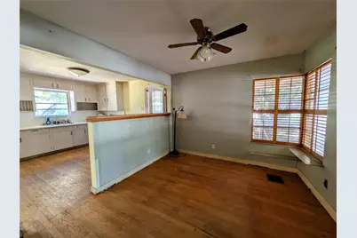 108 Varsity Circle, Arlington, TX 76013 - Photo 7