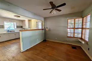 108 Varsity Cir, Arlington, TX 76013 - Photo 7