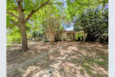 108 Varsity Circle, Arlington, TX 76013 - Photo 3