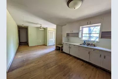 108 Varsity Circle, Arlington, TX 76013 - Photo 11