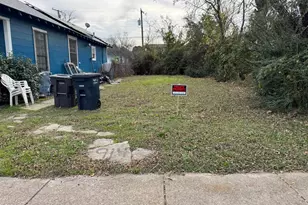 914 E Leuda, Fort Worth, TX 76104 - Photo 1