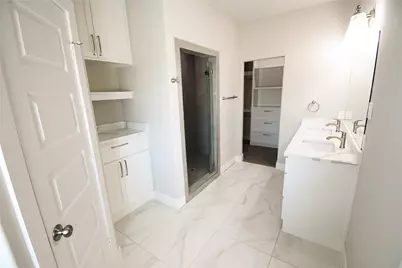 2814 18th Street W, Irving, TX 75060 - Photo 13