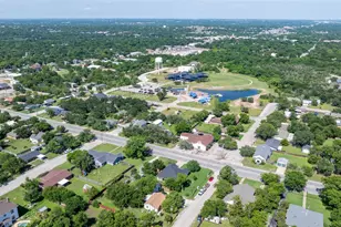 322 S Bowie Dr, Weatherford, TX 76086 - Photo 9