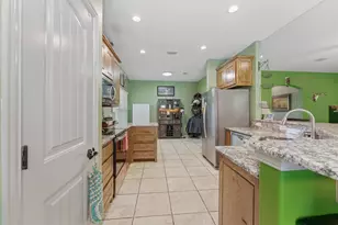 322 S Bowie Dr, Weatherford, TX 76086 - Photo 21