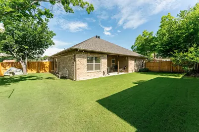 322 S Bowie Drive, Weatherford, TX 76086 - Photo 3