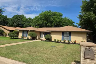 1507 Clover Hill Rd, Mansfield, TX 76063 - Photo 1