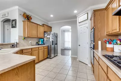 1121 Hidden Glen Court, Burleson, TX 76028 - Photo 7