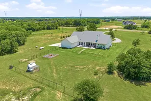 109 Bear Cat Ct, Alvord, TX 76225 - Photo 37