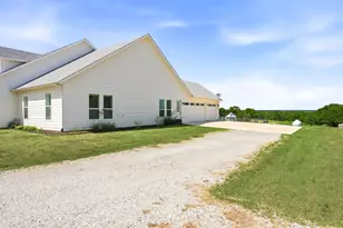 109 Bear Cat Ct, Alvord, TX 76225 - Photo 31