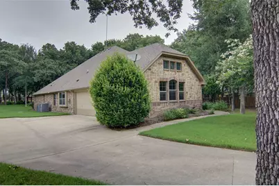 106 Elm Crest Court, Weatherford, TX 76087 - Photo 3
