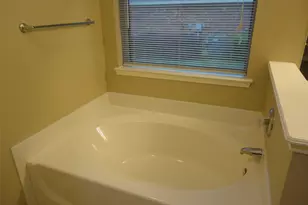 316 Hacienda Dr, Waxahachie, TX 75165 - Photo 21