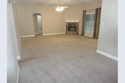 316 Hacienda Drive, Waxahachie, TX 75165 - Photo 3