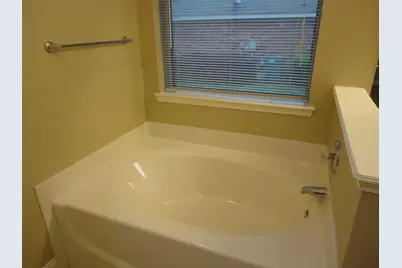 316 Hacienda Drive, Waxahachie, TX 75165 - Photo 21