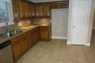 316 Hacienda Dr, Waxahachie, TX 75165 - Photo 11
