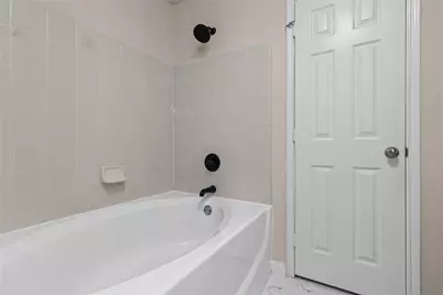 3028 Casa Bella Drive, Arlington, TX 76010 - Photo 19