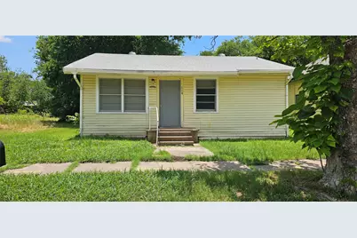 104 Smith Street, Hillsboro, TX 76645 - Photo 1