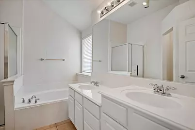 4601 Palm Valley Drive, Plano, TX 75024 - Photo 23
