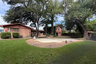 3016 Dreeben Dr, Richland Hills, TX 76118 - Photo 13