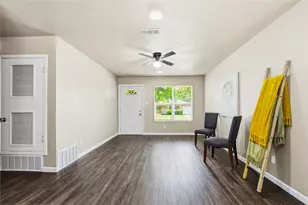 1209 Glasgow Rd, Fort Worth, TX 76134 - Photo 5