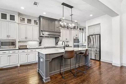 916 Champions Court, Roanoke, TX 76262 - Photo 5