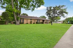 1811 Reynoldston Ln, Dallas, TX 75232 - Photo 25