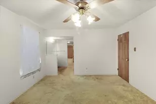 1811 Reynoldston Ln, Dallas, TX 75232 - Photo 29