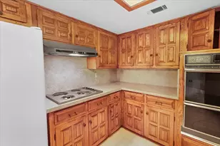1811 Reynoldston Ln, Dallas, TX 75232 - Photo 7
