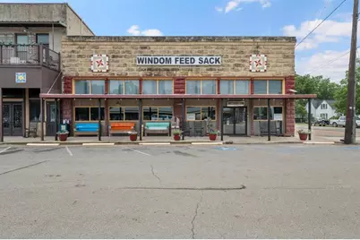 414 Main Street, Windom, TX 75492 - Photo 1