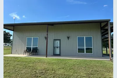 677 McVoid, Springtown, TX 76082 - Photo 3