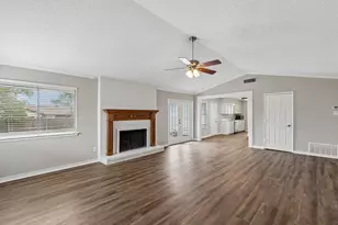 2123 Sheraton Dr, Carrollton, TX 75007 - Photo 5