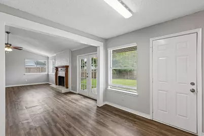 2123 Sheraton Drive, Carrollton, TX 75007 - Photo 9